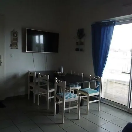 Agreable Duplex, Proche Activites Nautiques A Sur Mer